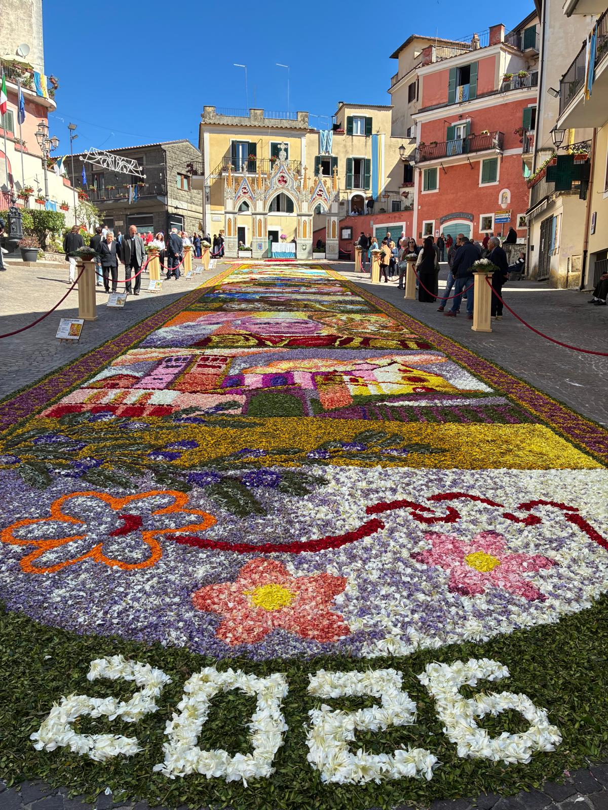 La Presidente del CAL Lazio Luisa Piacentini ospite della storica Infiorata di Gerano